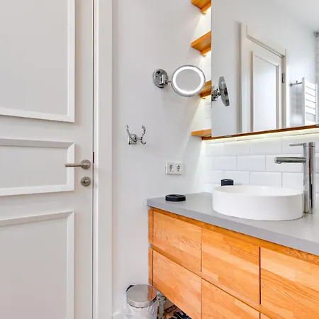 Historical Flat With Balcony Near Galata Tower イスタンブール