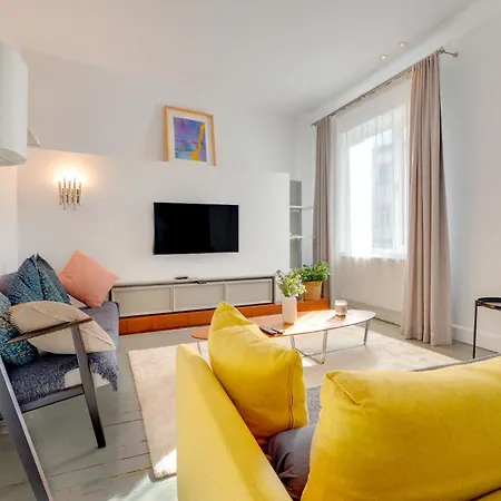 Historical Flat With Balcony Near Galata Tower * イスタンブール