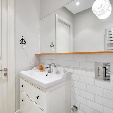 דירה Historical Flat With Balcony Near Galata Tower *
