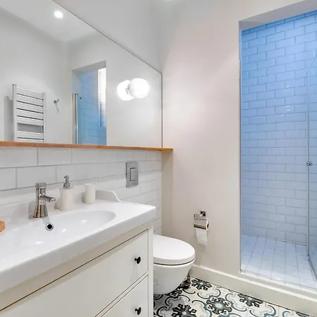Historical Flat With Balcony Near Galata Tower 아파트 이스탄불